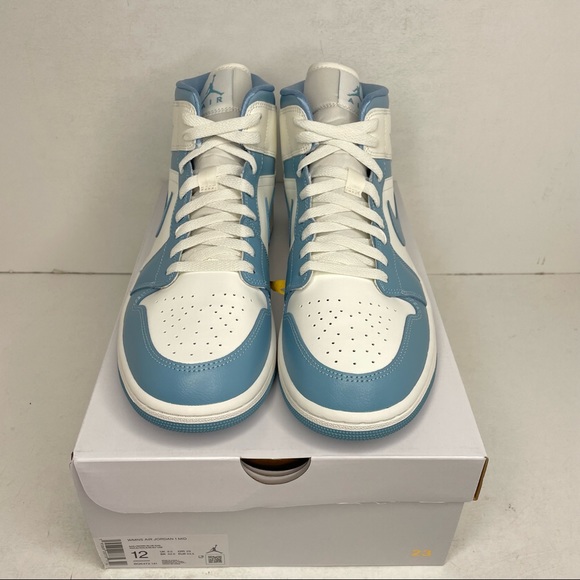 Nike Air Jordan 1 Retro Mid WMNS “UNC/University Blue” NEW 2022 - Picture 2 of 4